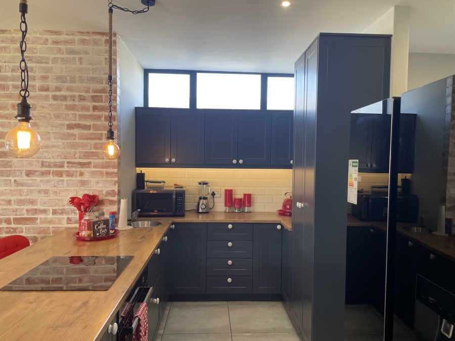 4 Bedroom Property for Sale in Country Club Western Cape